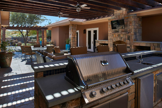 El Paso Residence rusticpatio