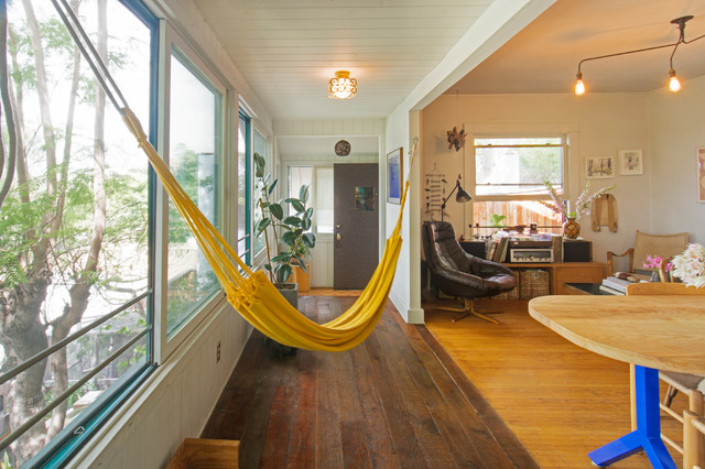 Eclectic Hall Los Angeles My Houzz: A Treehouse-Like Dwelling in Los Angeles eclectic-hall