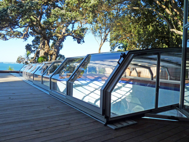Retractable Patio Enclosures