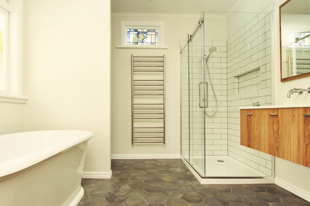  Street  Contemporary  Bathroom  auckland  by Form Renovations Ltd