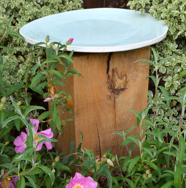 birdbaths Contemporary Bird Baths west midlands by belatrova