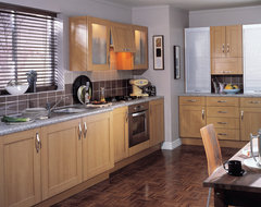 Light Kitchen Cabinets With Dark Floors