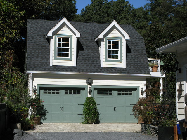 Garage Apartment - Traditional - Garage - Charlotte - by ...