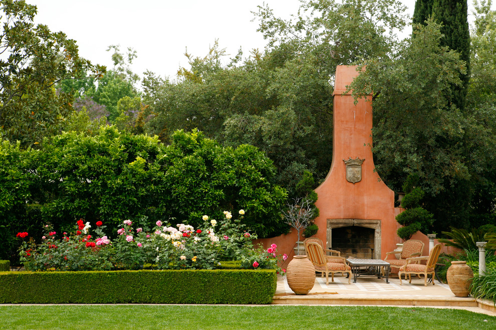 How Outdoor Fireplace Can Add Beauty to Your House