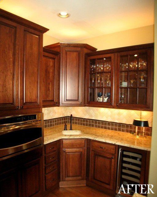 Cherry with Chocolate Glaze, Madura Gold Granite