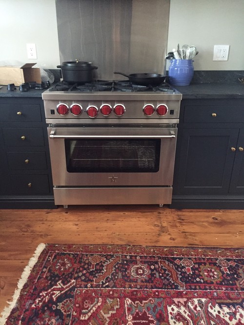 Bluestar Range Knobs for sale. Ruby red.