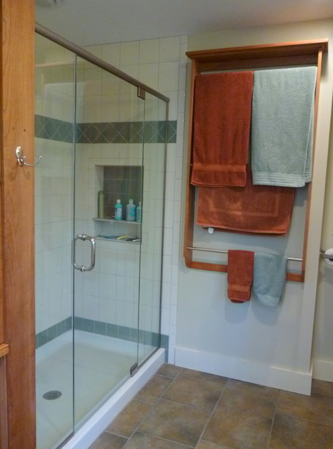 RoyYoung Bathroom. Shaker style cabinetry in Vermont Cherry 