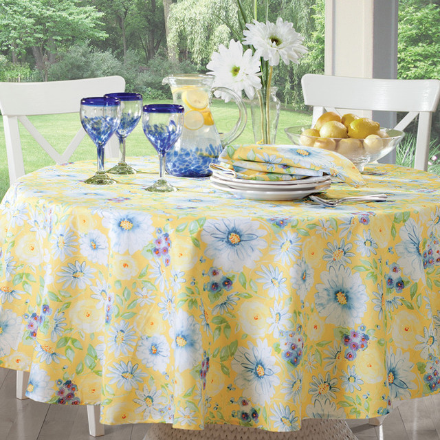 Dena Home Eden Floral Indoor/Outdoor Tablecloth Contemporary