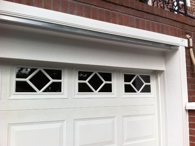 Minimalist Garage Door Trim Out for Large Space