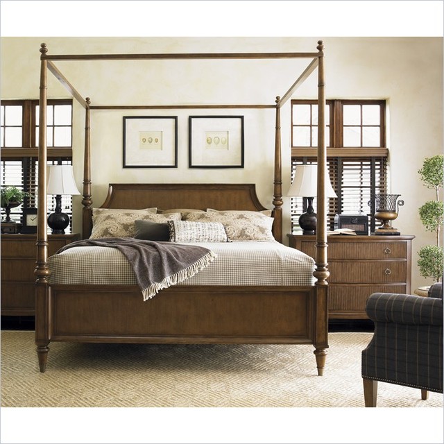 Lexington Quail Hollow Poster Bed in Wellington Finish