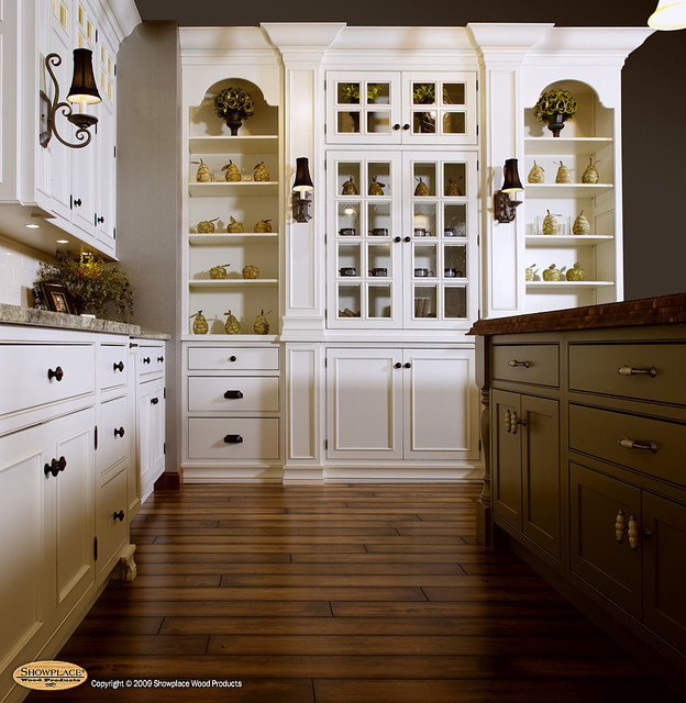 Showplace Cabinets - Kitchen - Traditional - Kitchen ...