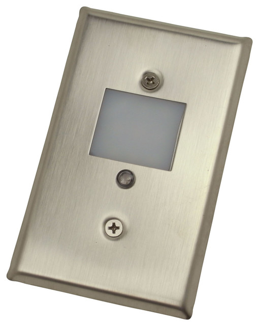 LED Lensed Mini Step Light with Photocell, Brushed Nickel Traditional