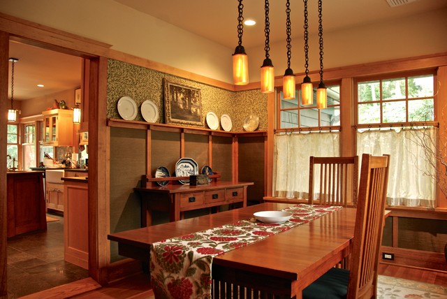 craftsman house dining room