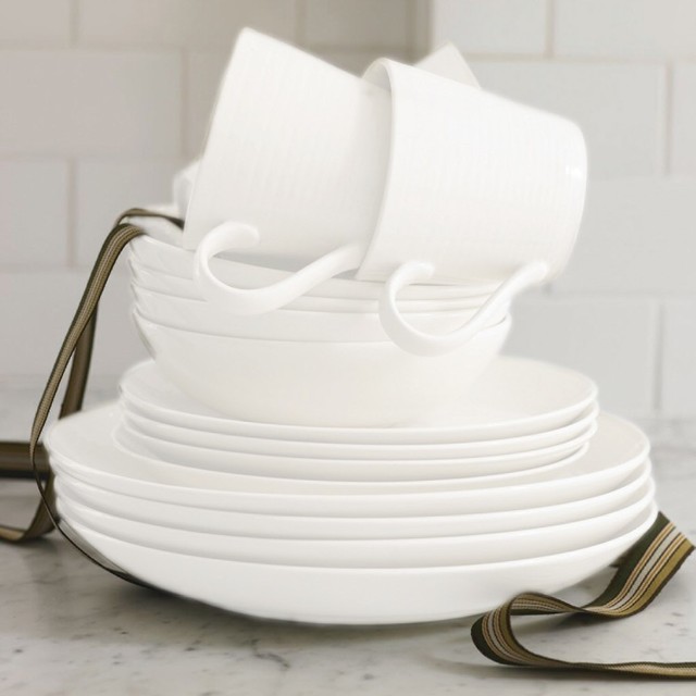Gordon Ramsay By Royal Doulton Maze White 16 Piece Dinnerware Set 