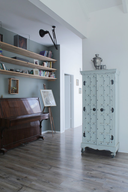 Eclectic Hall Tel Aviv My Houzz: Marie and Gil: Bene Atarot, Israel eclectic-hall
