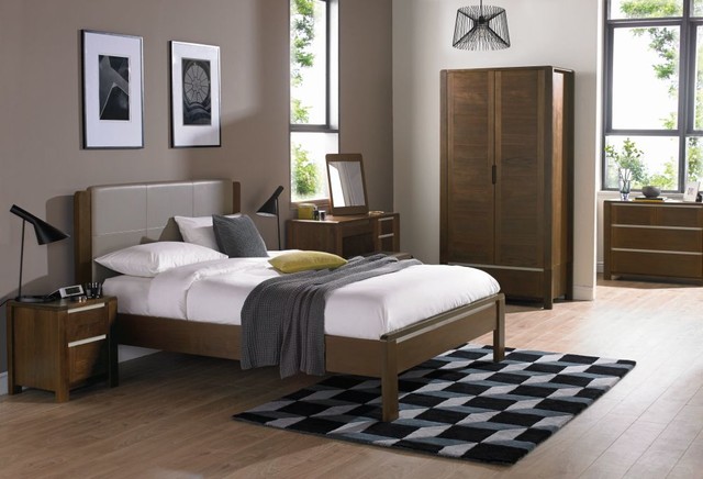 Bentley Designs Casa Walnut Bedroom Package With