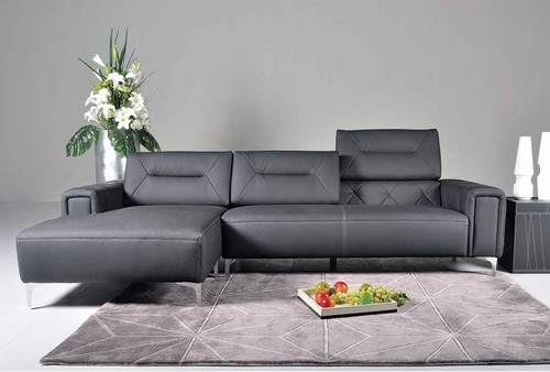 Leather Sectional Sofa with Adjustable Back Cushions in Black Leather