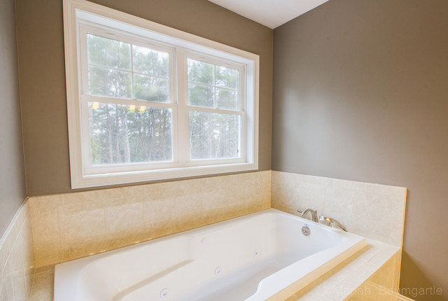   Traditional  Bathroom  burlington  by BlackRock Construction