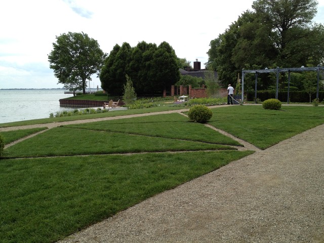 Lakefront Landscape - Traditional - Landscape - Detroit ...