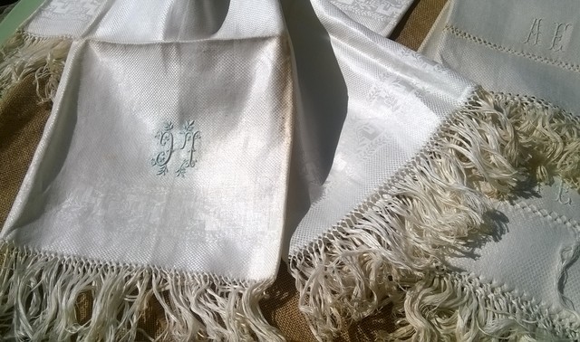 victorian towel