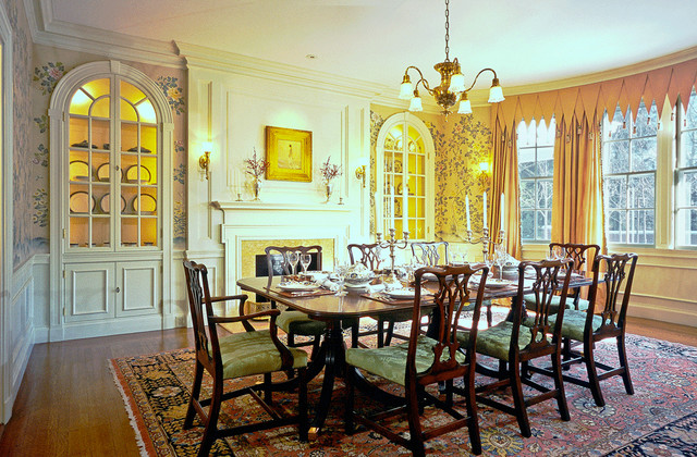 colonial revival dining room lighting