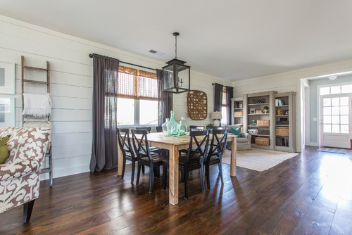 Forsyth Farmhouse