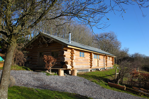 Bungalow Cabin