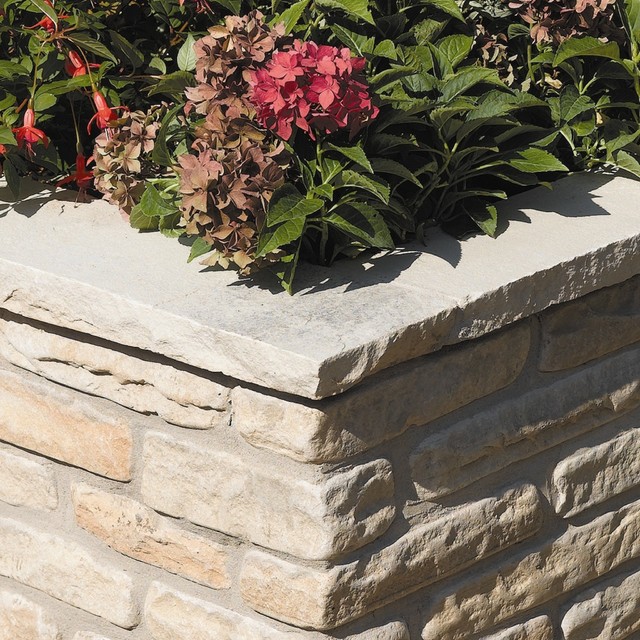 Bradstone, Natural Sandstone Walling Fossil Buff Coping / Edging