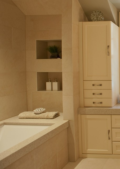 Eclectic Bathroom Makeover eclectic-bathroom Eclectic Bath Milwaukee Eclectic Bath Milwaukee Eclectic Bathroom Makeover eclectic-bathroom