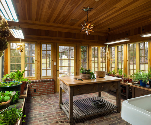 Rattlebridge Farm: Ideas for a Rustic Garden Room