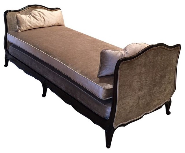 Louis XV Velvet Chaise Victorian Indoor Chaise Lounge Chairs by