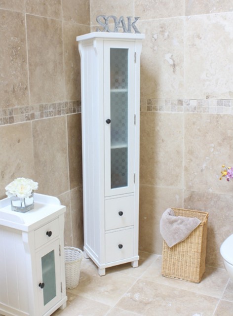 Bathroom Shelf Closed