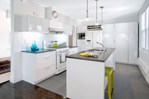 White Kitchen Cabinets With Stainless Steel Appliances Transitional Kitchen Hampton Design