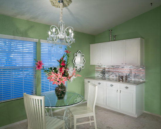 MidSized UShaped Kitchen Design Ideas, Remodels amp; Photos with Pink MidSized UShaped Kitchen Design Ideas, Remodels amp; Photos with Pink