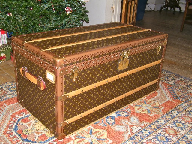 Striped Canvas Trunk from Louis Vuitton, 1876 for sale at Pamono