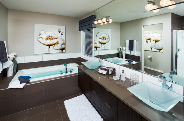 All Rooms / Bath Photos / Bathroom