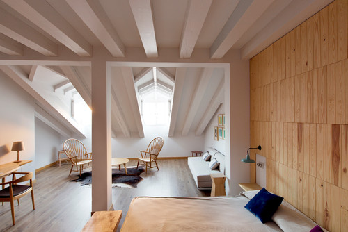 · HOTEL AYLLÓN ·