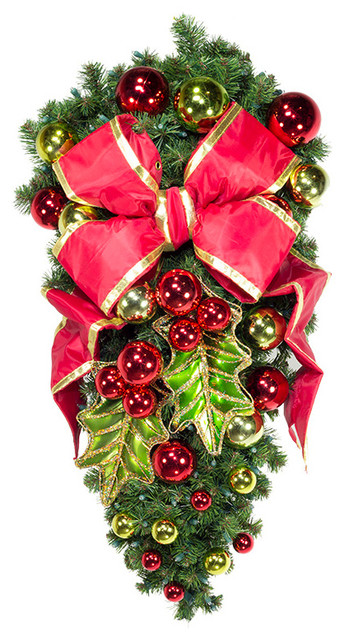 holly leaf spray traditional christmas decorations holly leaf spray traditional christmas decorations