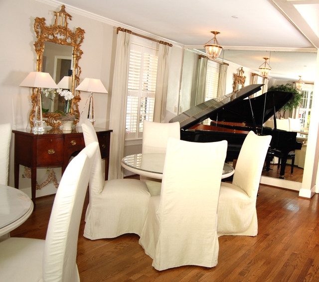 Sorority House at The University of Alabama Traditional Dining Room