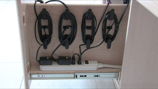Vanity Valet Extreme - Wire Management System - Traditional - Cable ...