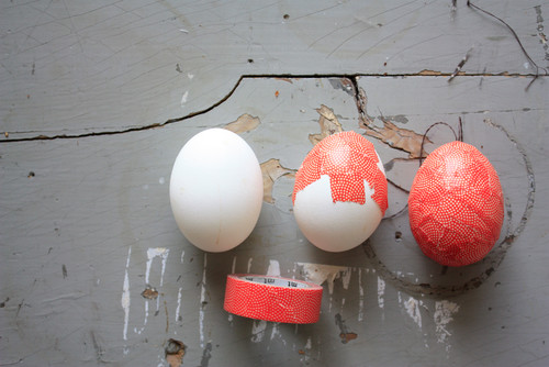 Oster-DIY: Eier mit Washi-Tape bekleben