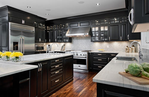 Black kitchen cabinet design