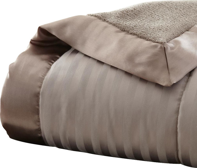 Down Alternative Fleece Reverse Blanket Full/Queen Brown Contemporary