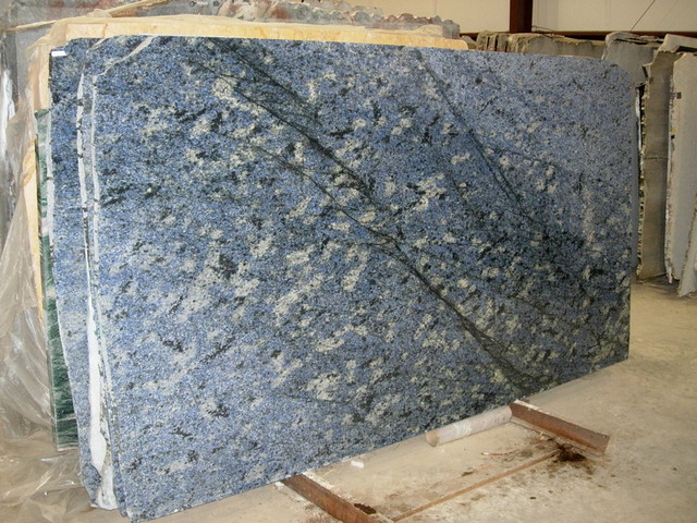 building a stone fireplace inside rack