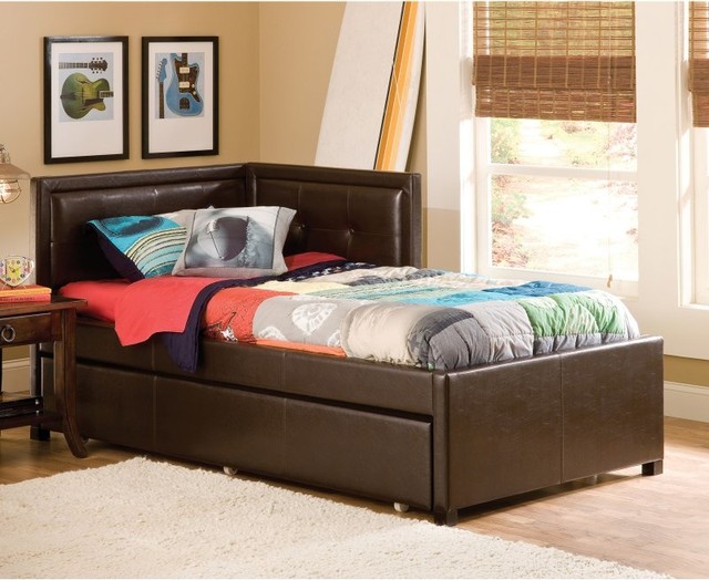 Hillsdale Frankfort Upholstered Corner Daybed Size Twin Full/Double