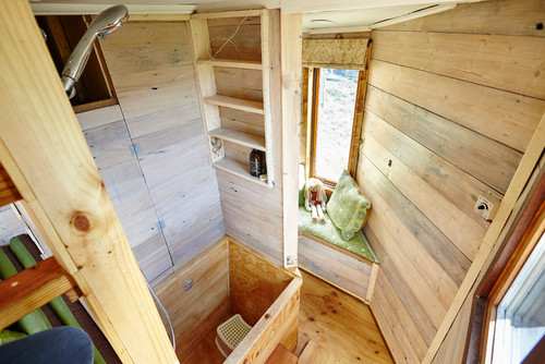 Tiny Houzz Tour: Living the Good Life on a Small Scale