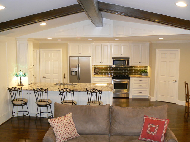 It's Great To Be Home - Open Kitchen into Family Room ...