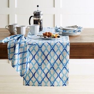 coastal runners.jpg runners table table