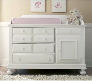 Creations Baby Summers Evening Combo Dresser in Rubbed White