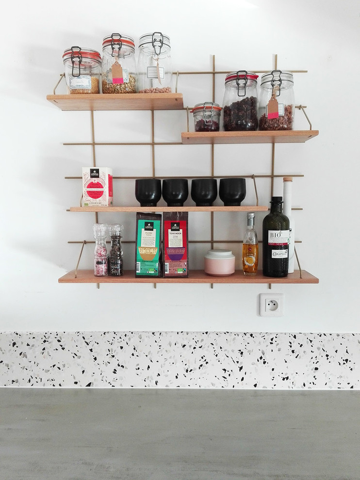 Cr Dence De Cuisine En D Cor Terrazzo Midcentury Kitchen Nantes